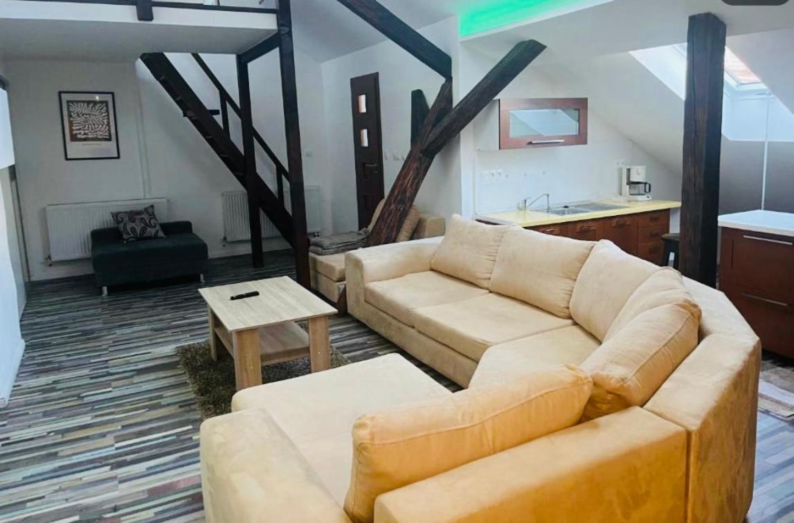Jokai Apartman Komárno 외부 사진