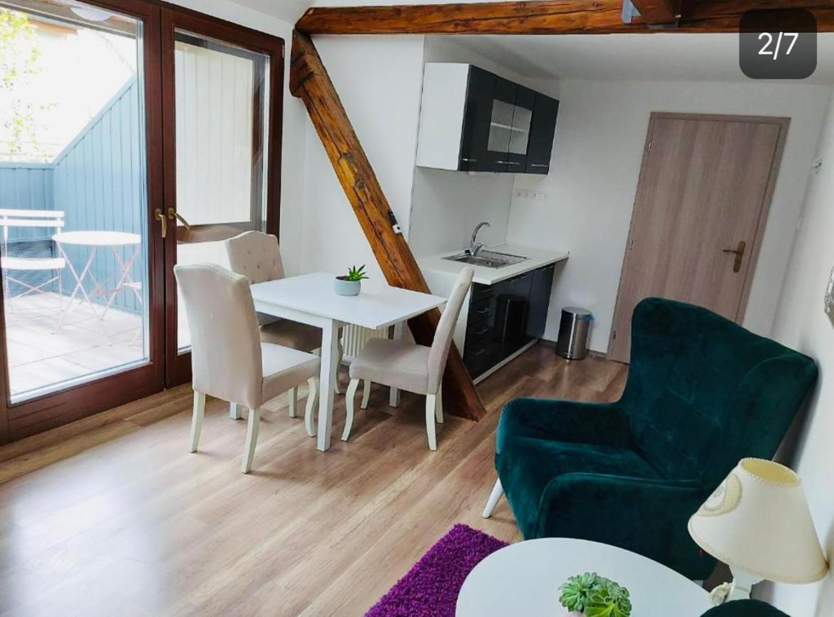 Jokai Apartman Komárno 외부 사진